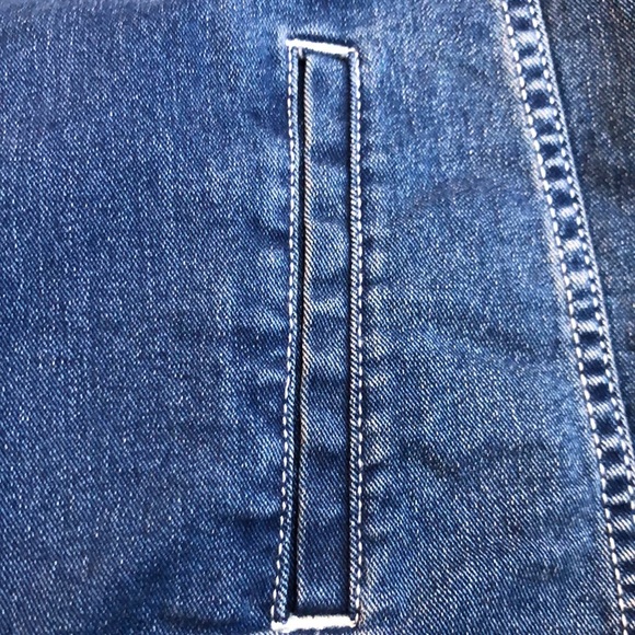 True Religion Women's NWT Printed Oversized Denim Jacket Size L - Picture 15 of 16